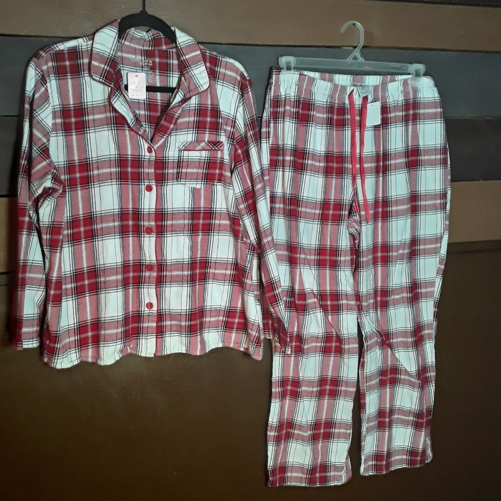 Croft &Barrow XXL Beautiful Red Plaid Button down Top With Matching Pants